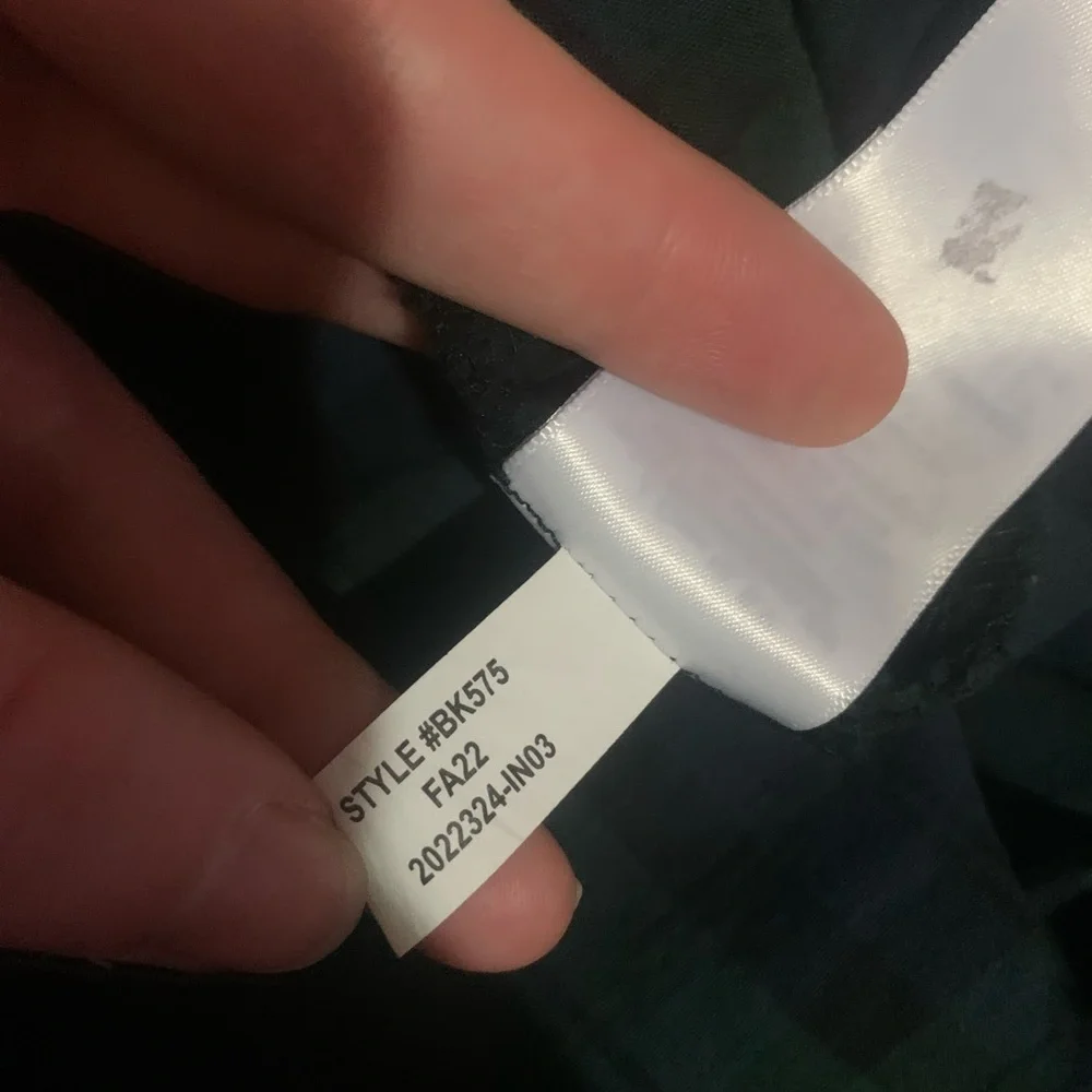 J. Crew Factory Black Watch Plaid Cotton Poplin shirt in Signature Fit - Picture 10 of 11